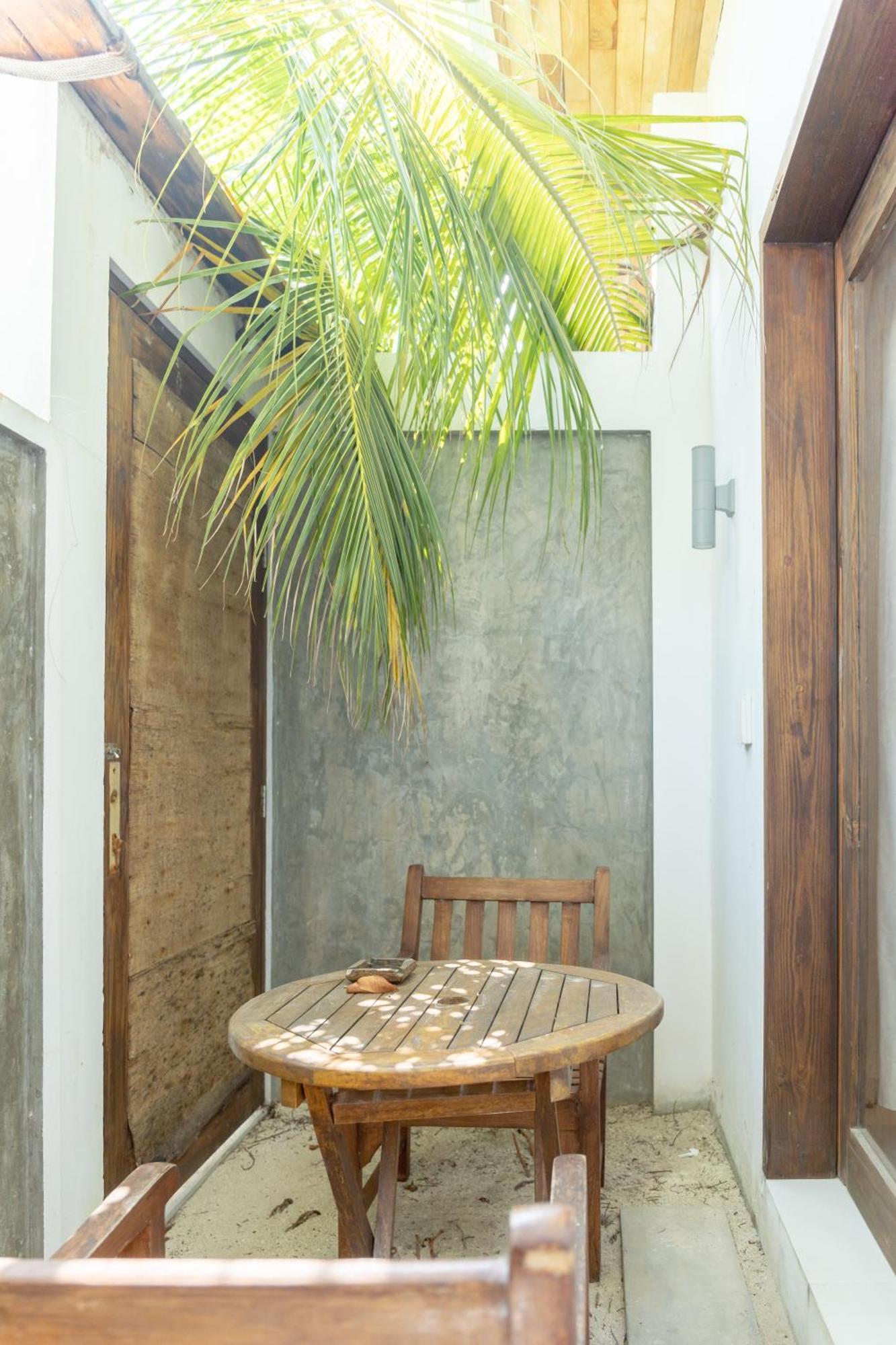 Brickwood Ganduvaru Private Villas Rasdhoo Ngoại thất bức ảnh