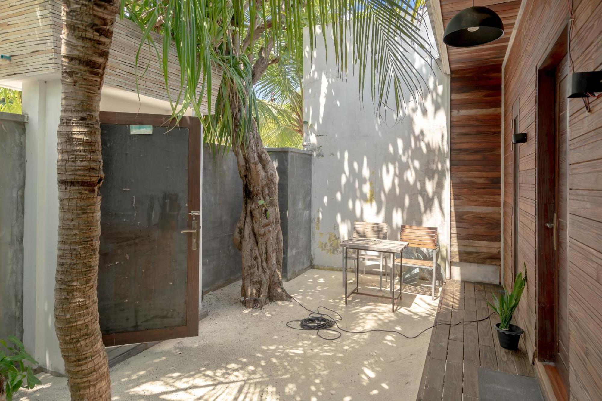 Brickwood Ganduvaru Private Villas Rasdhoo Ngoại thất bức ảnh