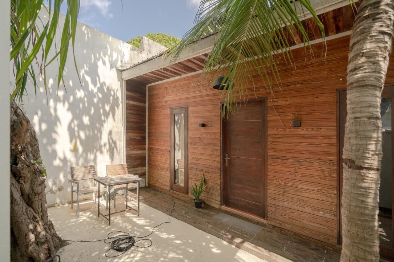 Brickwood Ganduvaru Private Villas Rasdhoo Ngoại thất bức ảnh